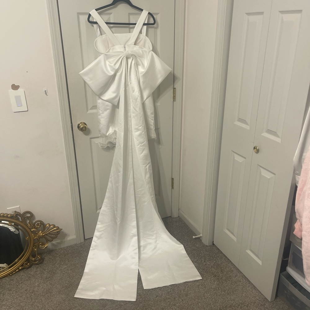 Elegant White bridal Dress